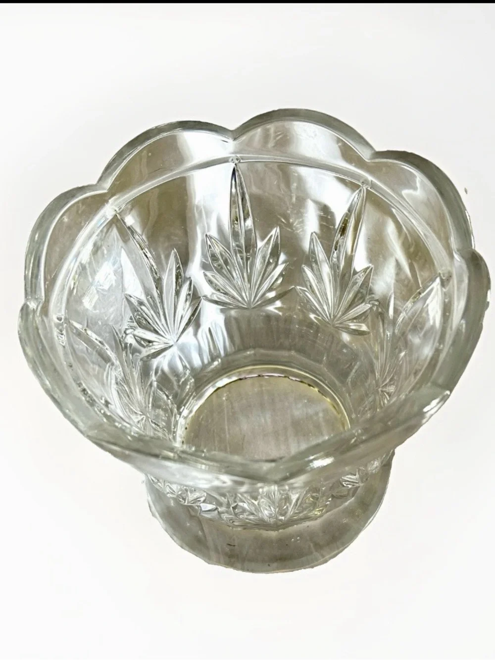 Royal Limited 24%Full Lead Crystal Tulip Biscuit Barrel - Czech Republi